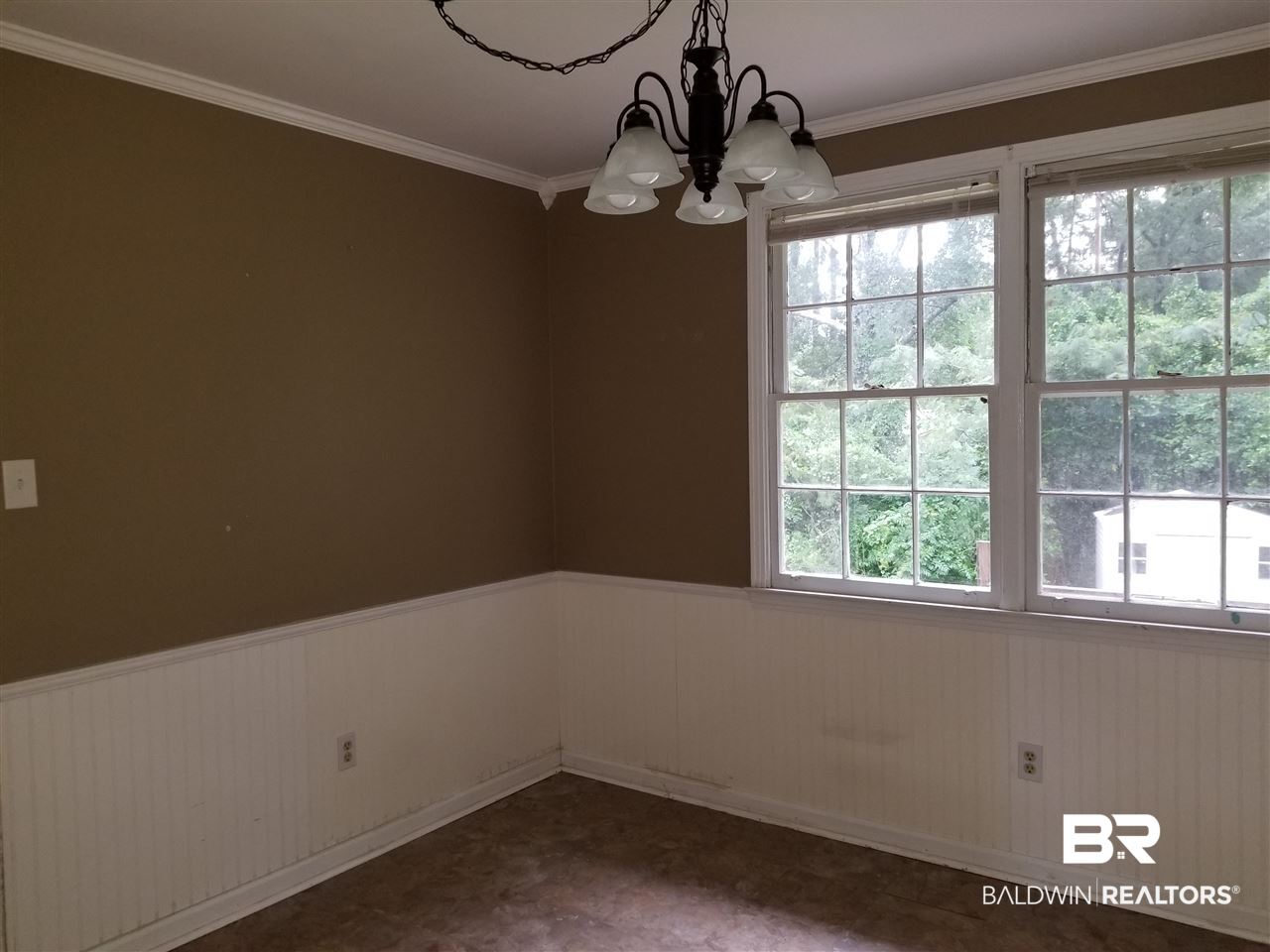 763 Grand Boulevard Chickasaw, AL 36611 - Photo 4 of 11