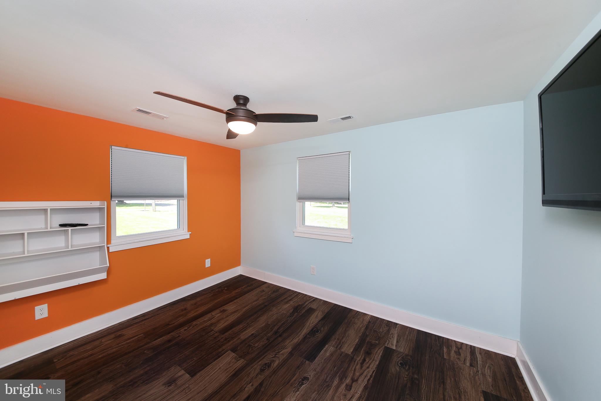911 Callowhill Road Perkasie, PA 18944 - Photo 17 of 34 Gallery Image 17