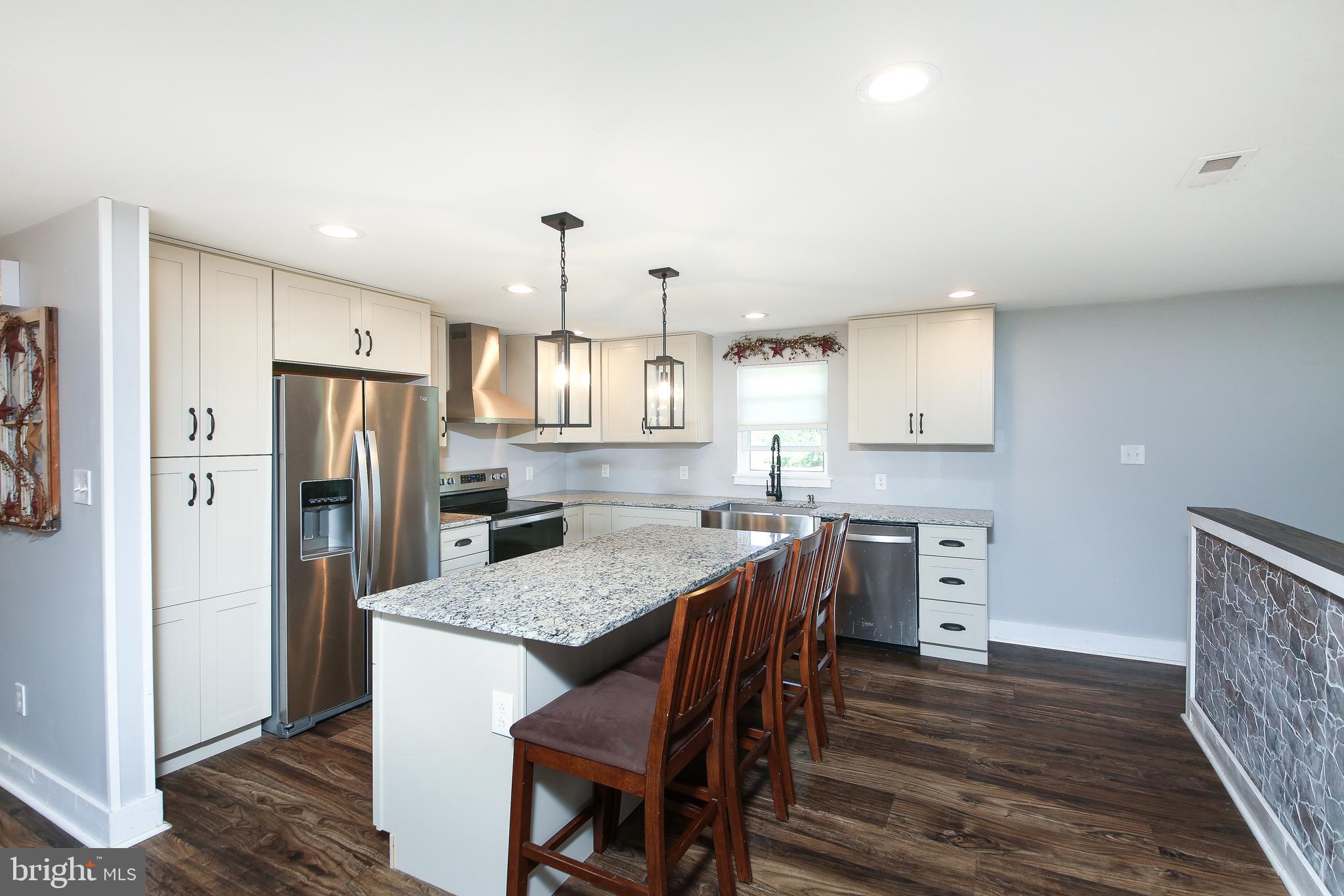 911 Callowhill Road Perkasie, PA 18944 - Photo 4 of 34 Gallery Image 4