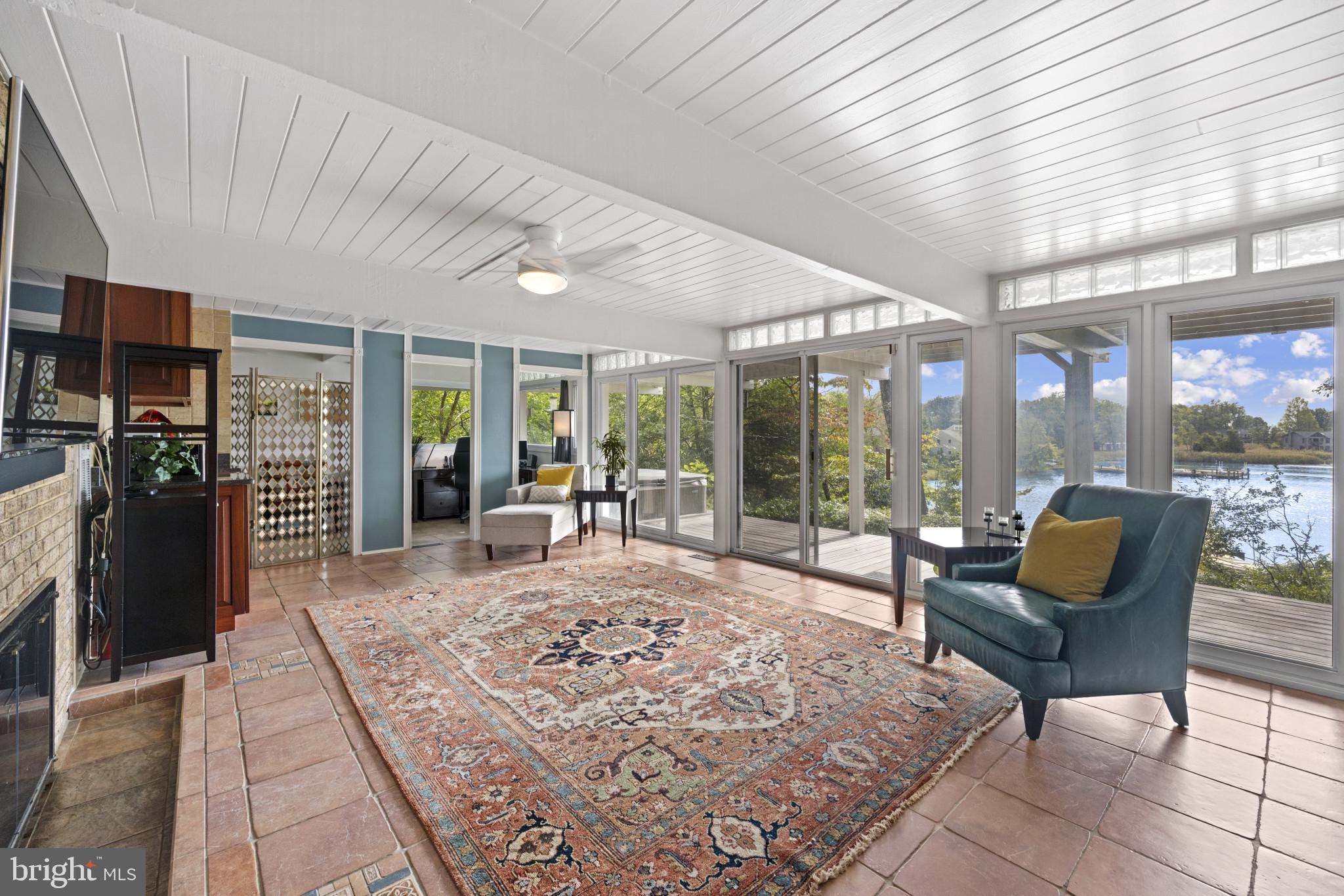 103 Fogle Drive Annapolis, MD 21403 - Photo 16 of 37 a living room filled with furniture