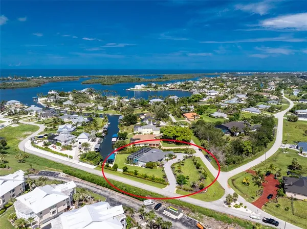 $2,250,000 | 600 Lookout Alley, Placida, FL 33946