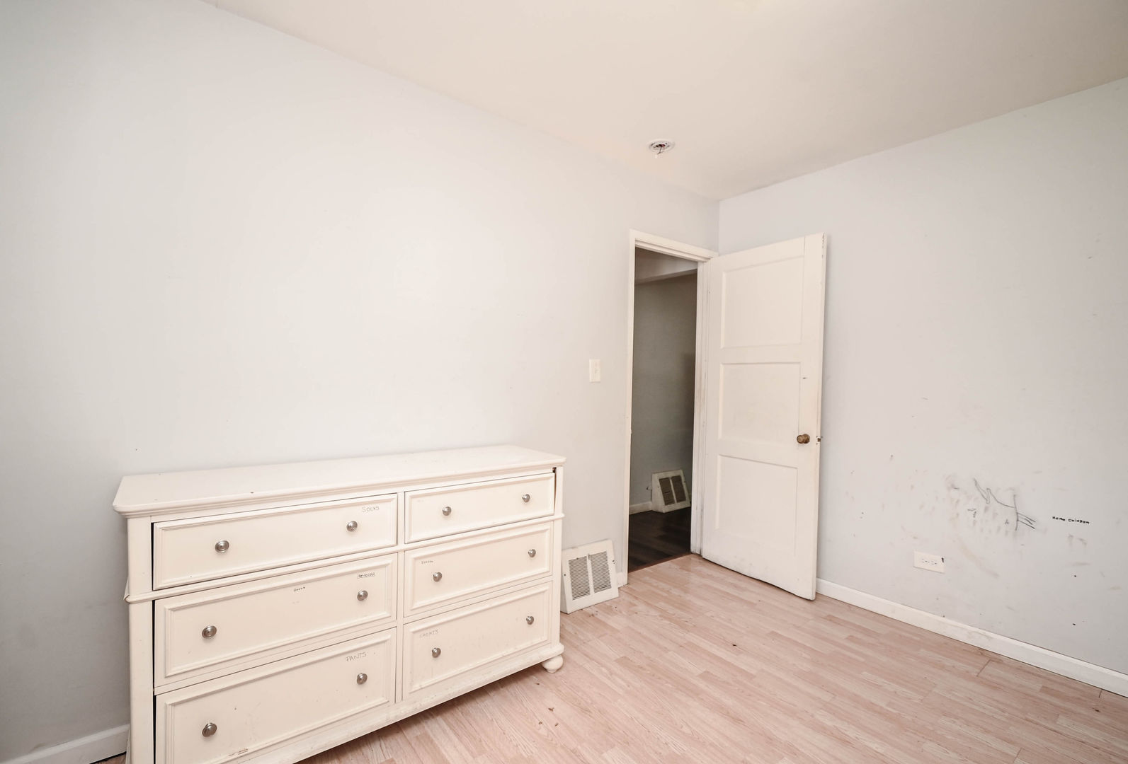 1636 Rice Street Waukegan, IL 60087 - Photo 14 of 25