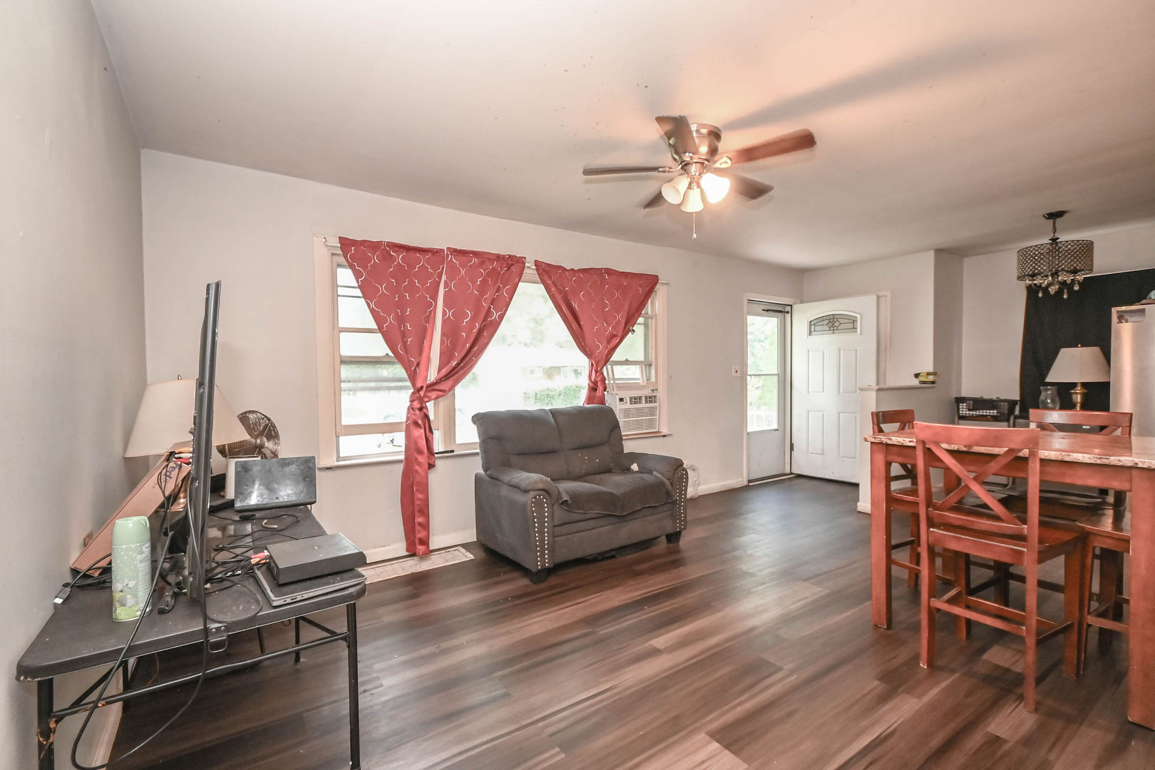 1636 Rice Street Waukegan, IL 60087 - Photo 7 of 25