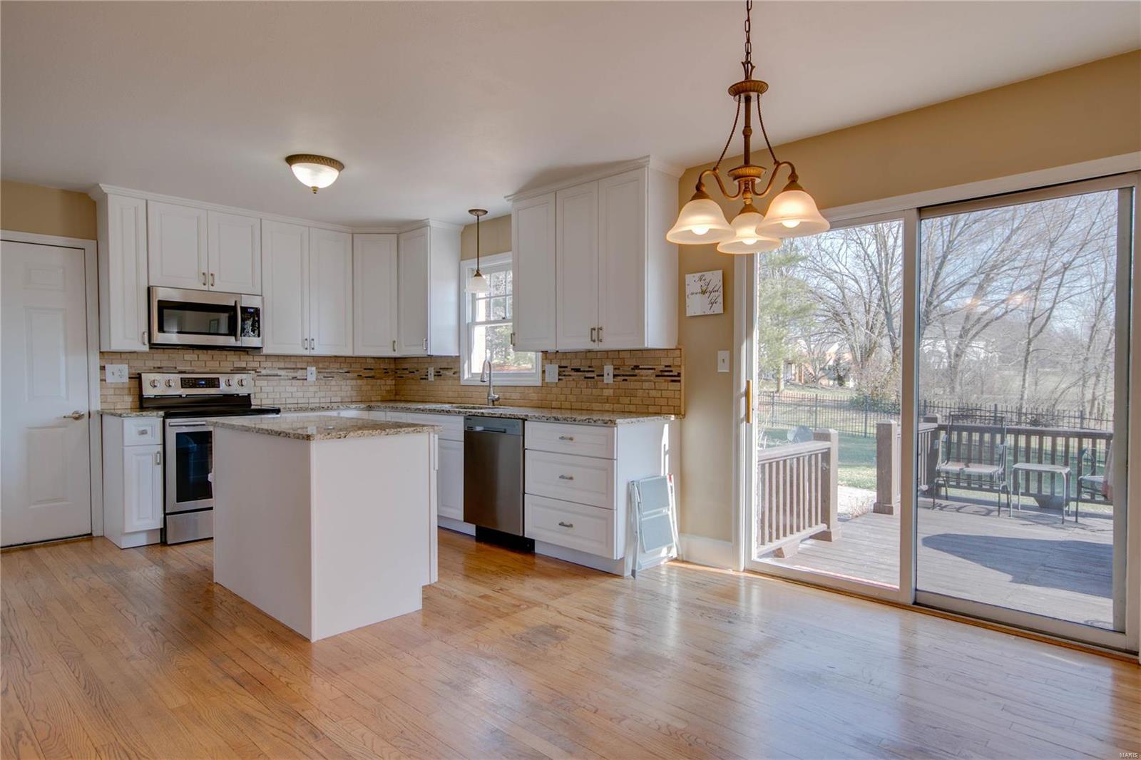 306 W Ridge Columbia, IL 62236 - Photo 2 of 28 Gallery Image 2