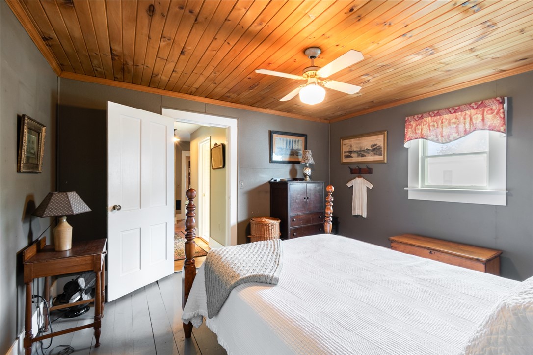 4007 Ridge Road Williamson, NY 14589 - Photo 25 of 34 Another bedroom in this FOUR BEDROOM home