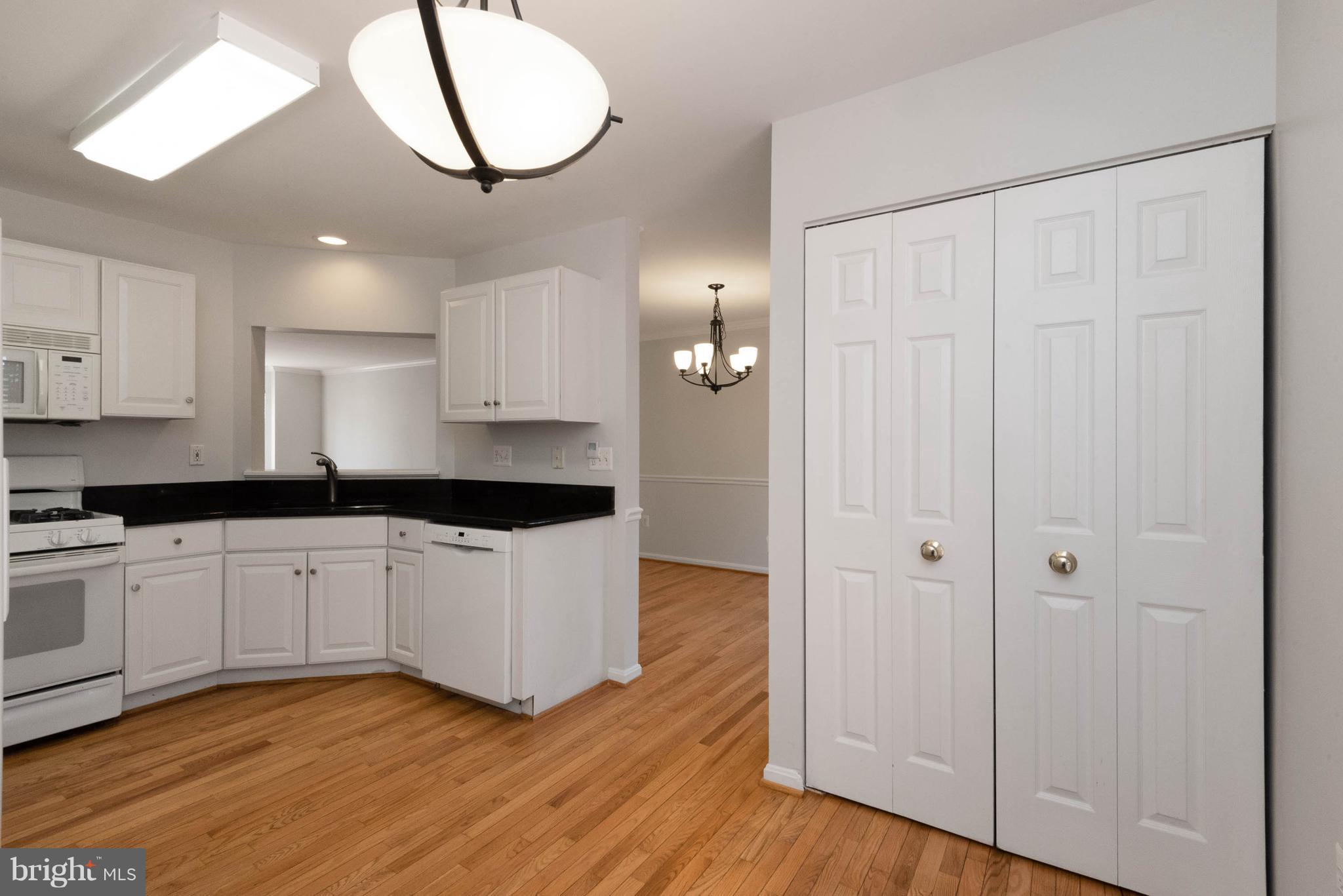 745 Howards Loop Annapolis, MD 21401 - Photo 11 of 33 Bright white Kitchen with granite