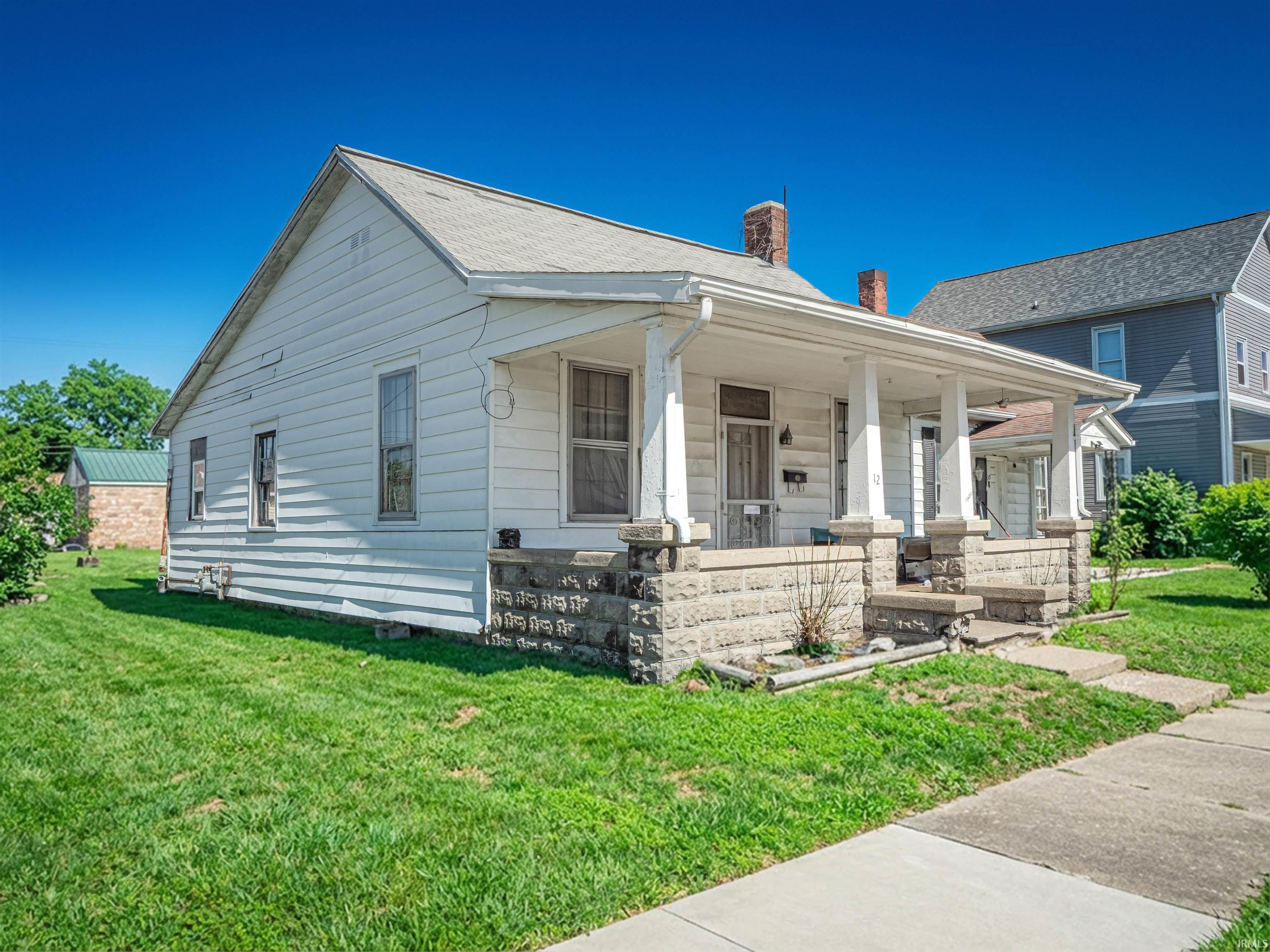12 Dewey Avenue Washington, IN 47501 - Photo 2 of 32