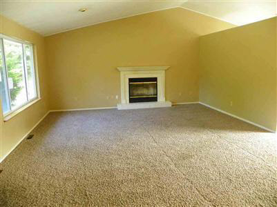 550 North McKinley Road Flushing, MI 48433 - Photo 6 of 12 20159098-5.JPG