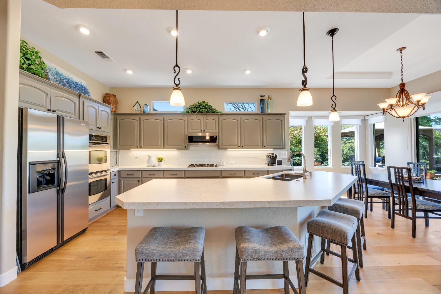 16 Rock Ridge Court, Unit 289 Copperopolis, CA 95228 - Photo 26 of 80 Seating at the breakfast bar/island. Room for 5 - 6 stools.