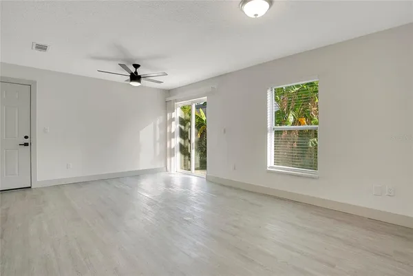 $285,000 | 1217 West 6th Street, Sanford, FL 32771