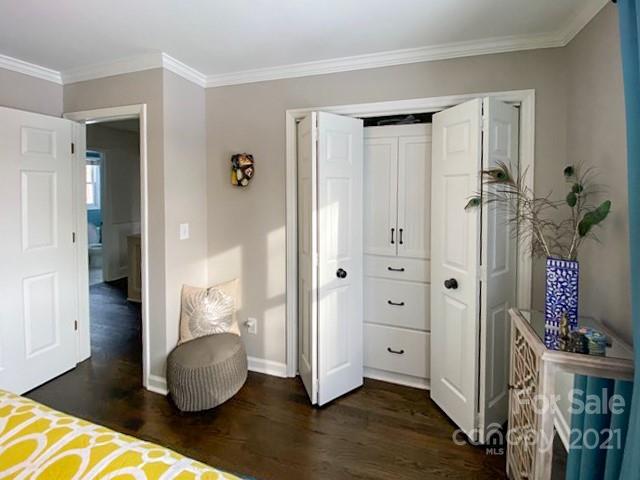 3561 Lake Shore Road South Denver, NC 28037 - Photo 15 of 29 a view of a hallway with wooden floor and closet area