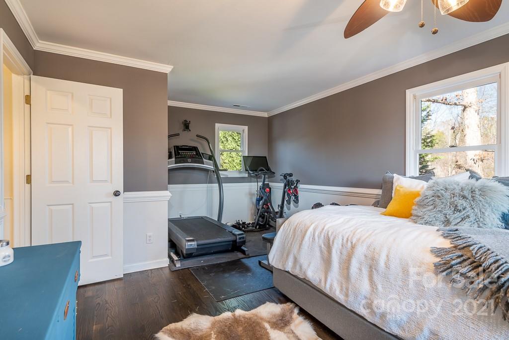 3561 Lake Shore Road South Denver, NC 28037 - Photo 19 of 29 a bed room with a bed and a couch