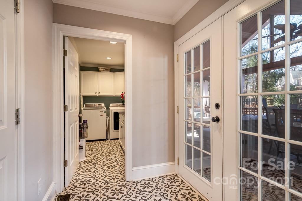 3561 Lake Shore Road South Denver, NC 28037 - Photo 20 of 29 a view of a bathroom with a shower and a sink