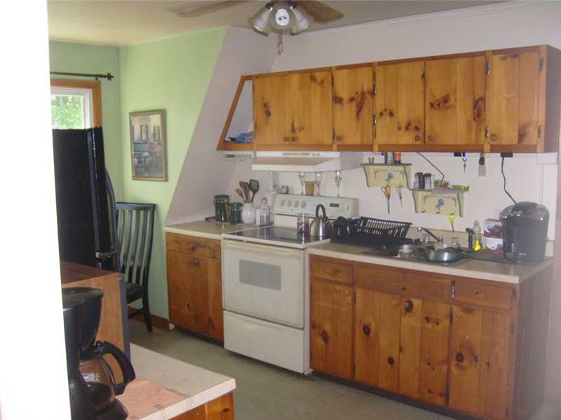 70 N Road Richmond, RI 02875 - Photo 6 of 22 Kitchen. Apt A