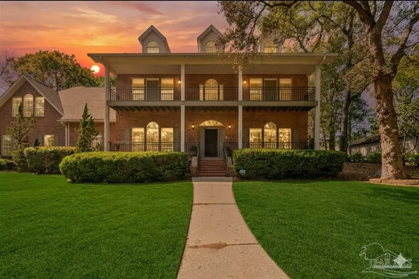 $950,000 | 4605 Avenida Marina, Pensacola, FL 32504