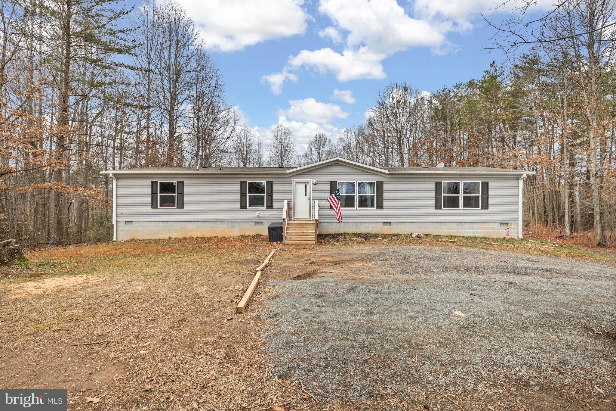 278 Rising Sun Road Mineral, VA 23117 - Photo 3 of 45 Front of Home