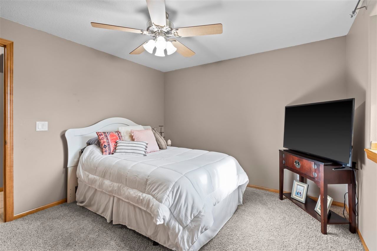 6703 Harrison Road Southwest Cedar Rapids, IA 52404 - Photo 38 of 55 Gallery Image 38