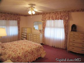 2120 North 20th Street Springfield, IL 62702 - Photo 3 of 9