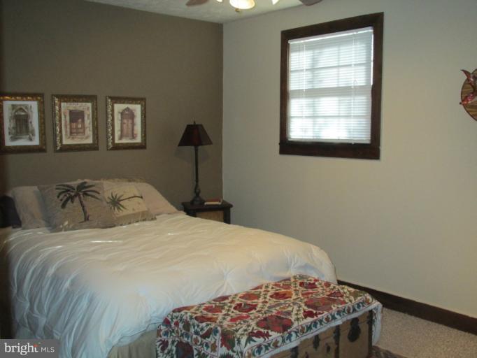 7264 Baldwin Ridge Road Warrenton, VA 20187 - Photo 2 of 26 Bedroom