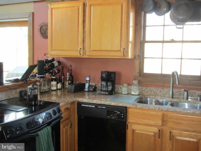 7264 Baldwin Ridge Road Warrenton, VA 20187 - Photo 6 of 26 Kitchen