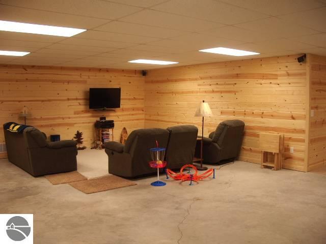 3250 Marsh Road Kingsley, MI 49649 - Photo 14 of 25 1731391-13.JPG