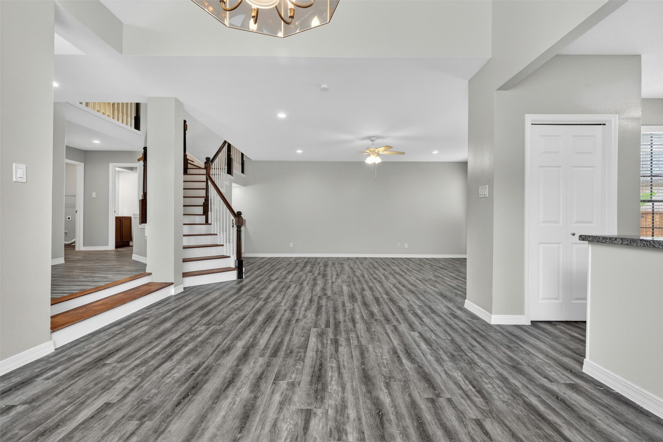 12929 Kingsbridge Lane Houston, TX 77077 - Photo 12 of 42