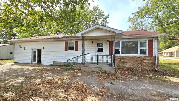 $59,500 | 518 Fife Street, Carrier Mills, IL 62917