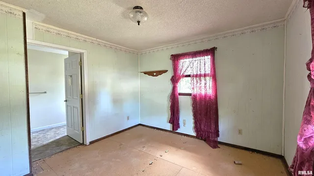 $59,500 | 518 Fife Street, Carrier Mills, IL 62917