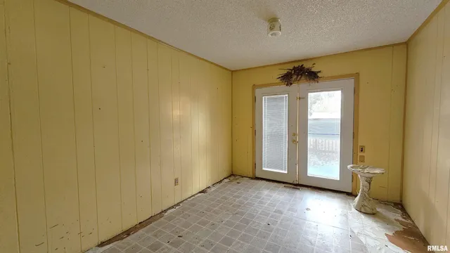 $59,500 | 518 Fife Street, Carrier Mills, IL 62917