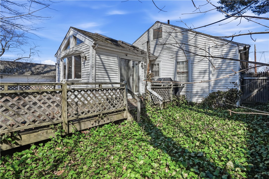 66 Edgehill Road Providence, RI 02906 - Photo 28 of 32 Gallery Image 28