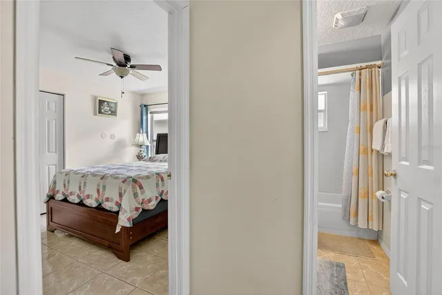 a view of a workspace with furniture