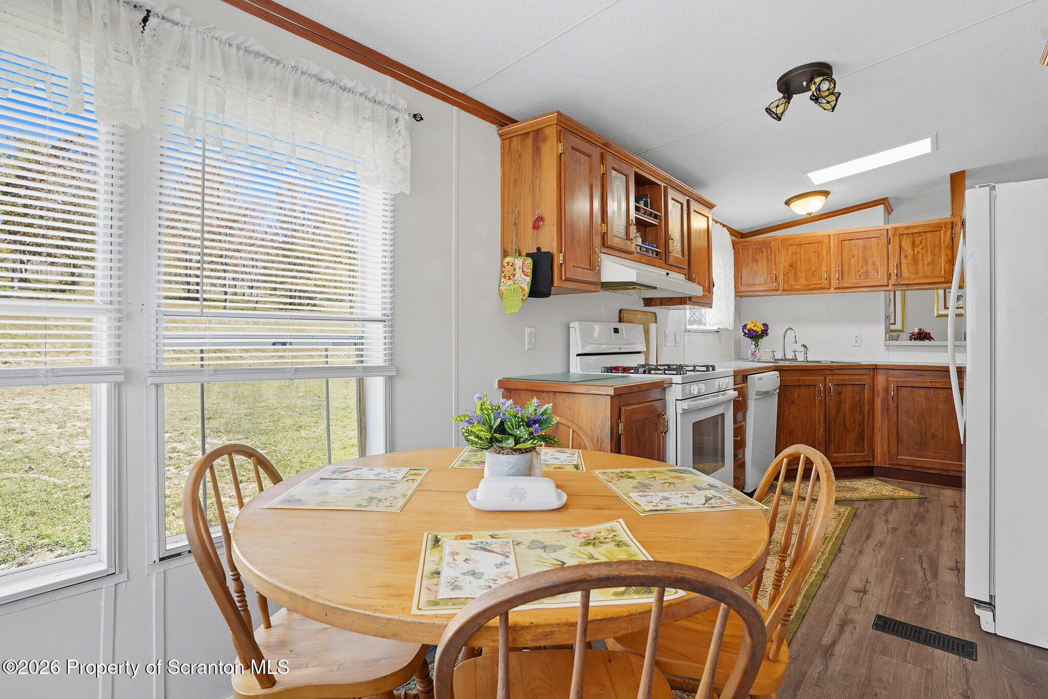 660 Wildenberg Road Union Dale, PA 18470 - Photo 5 of 59 Breakfast Nook/Kitchen