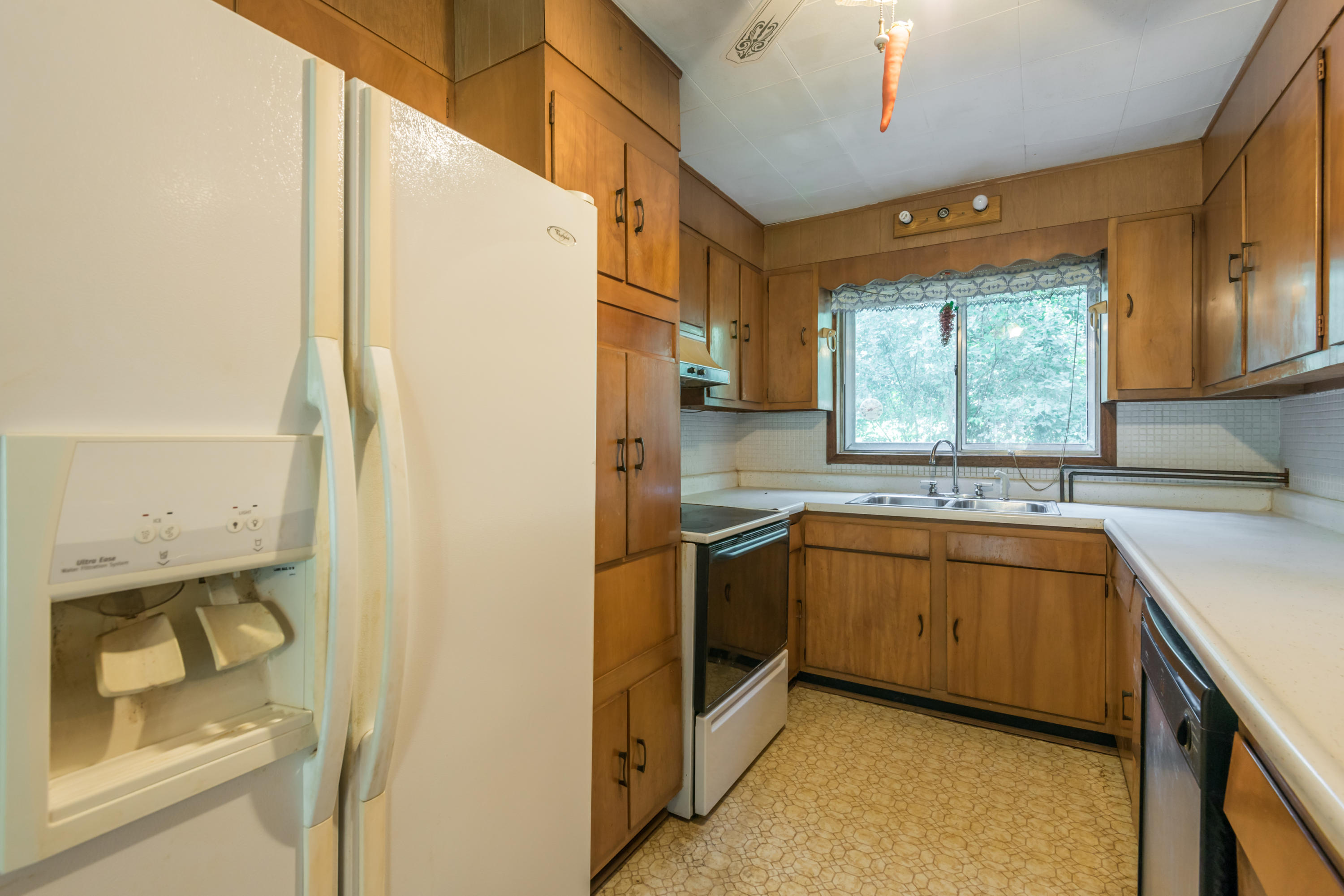 111 Howard Lane Oak Ridge, TN 37830 - Photo 14 of 40 111HowardLn-12