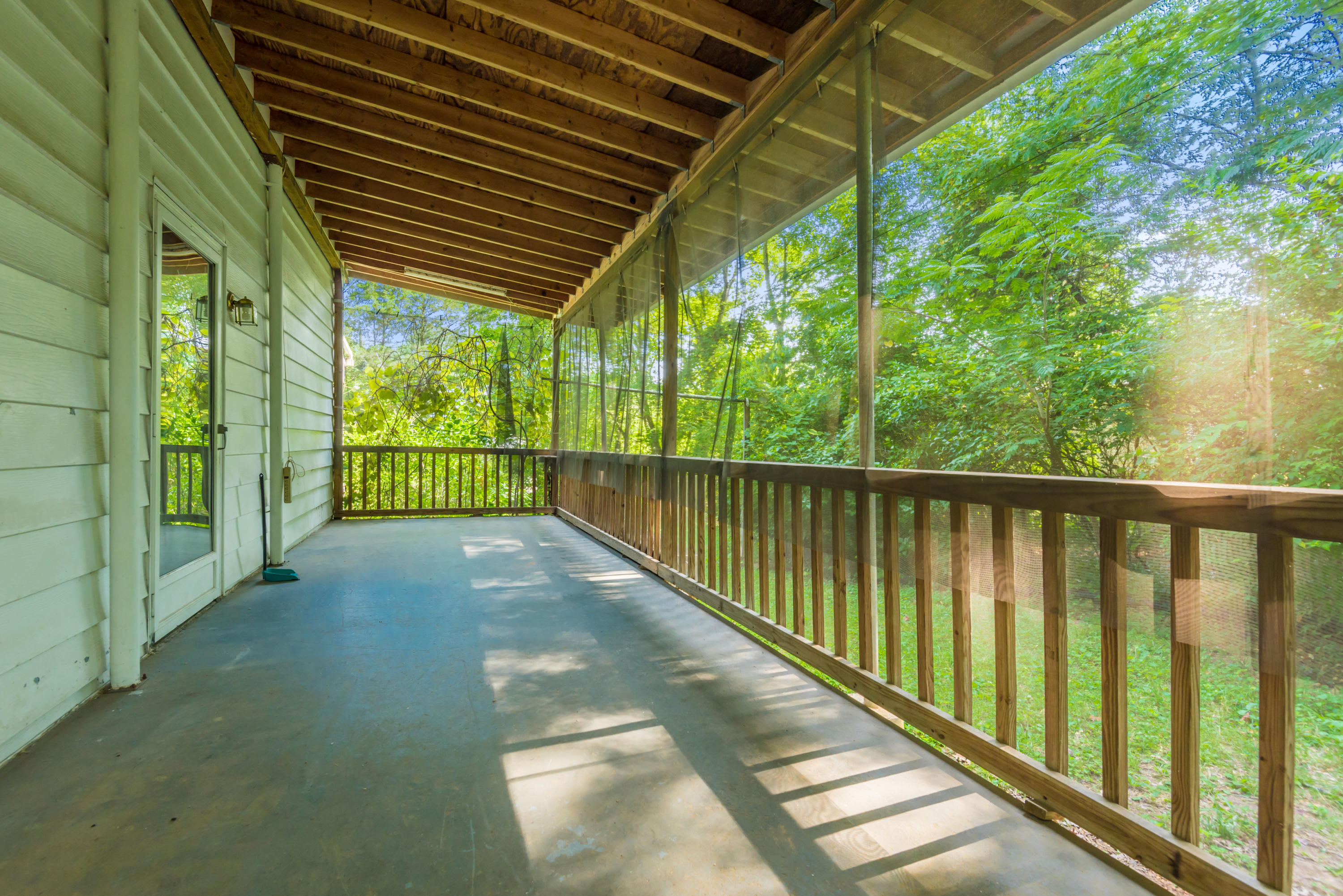 111 Howard Lane Oak Ridge, TN 37830 - Photo 22 of 40 111Howard1-6