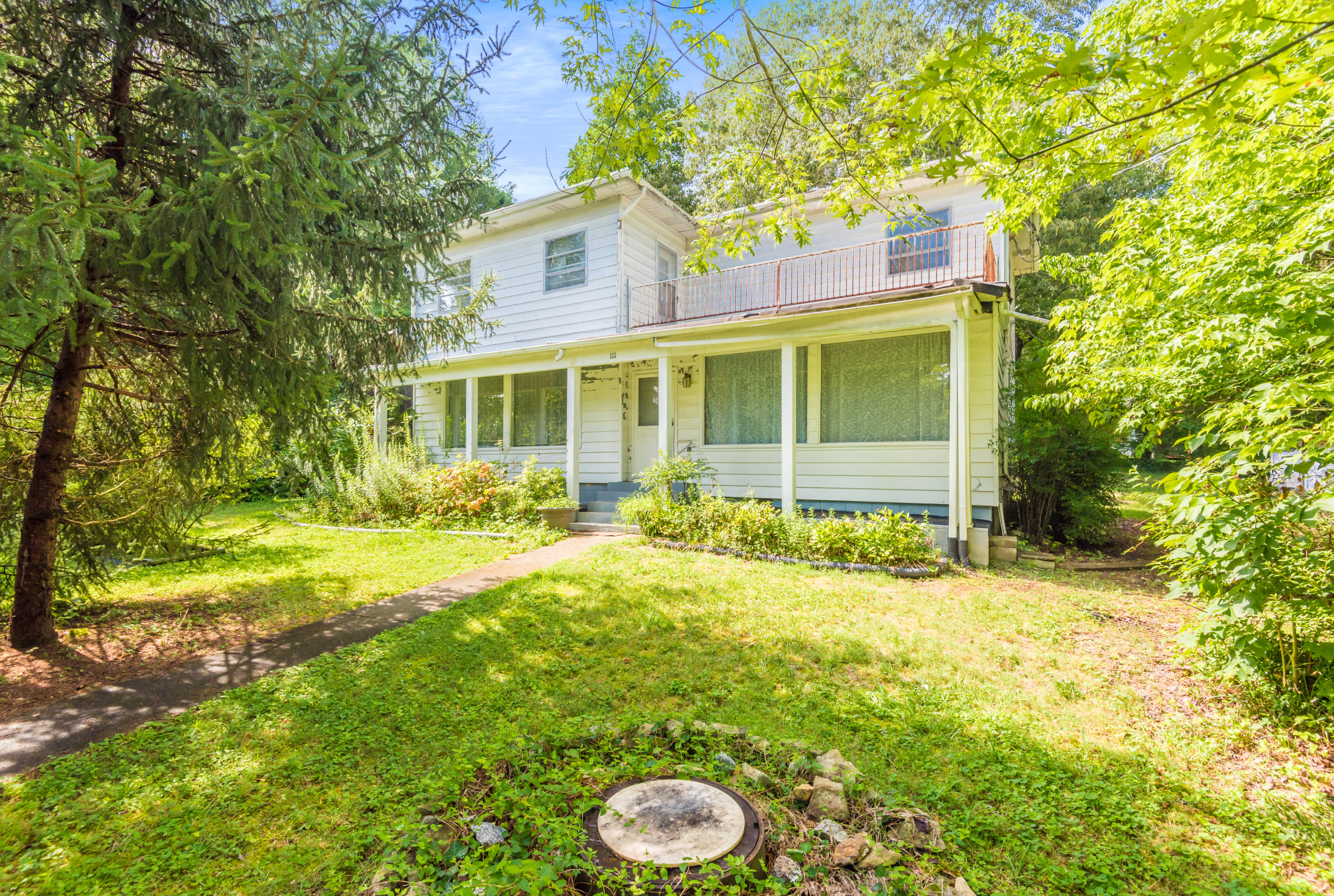 111 Howard Lane Oak Ridge, TN 37830 - Photo 26 of 40 111Howard1