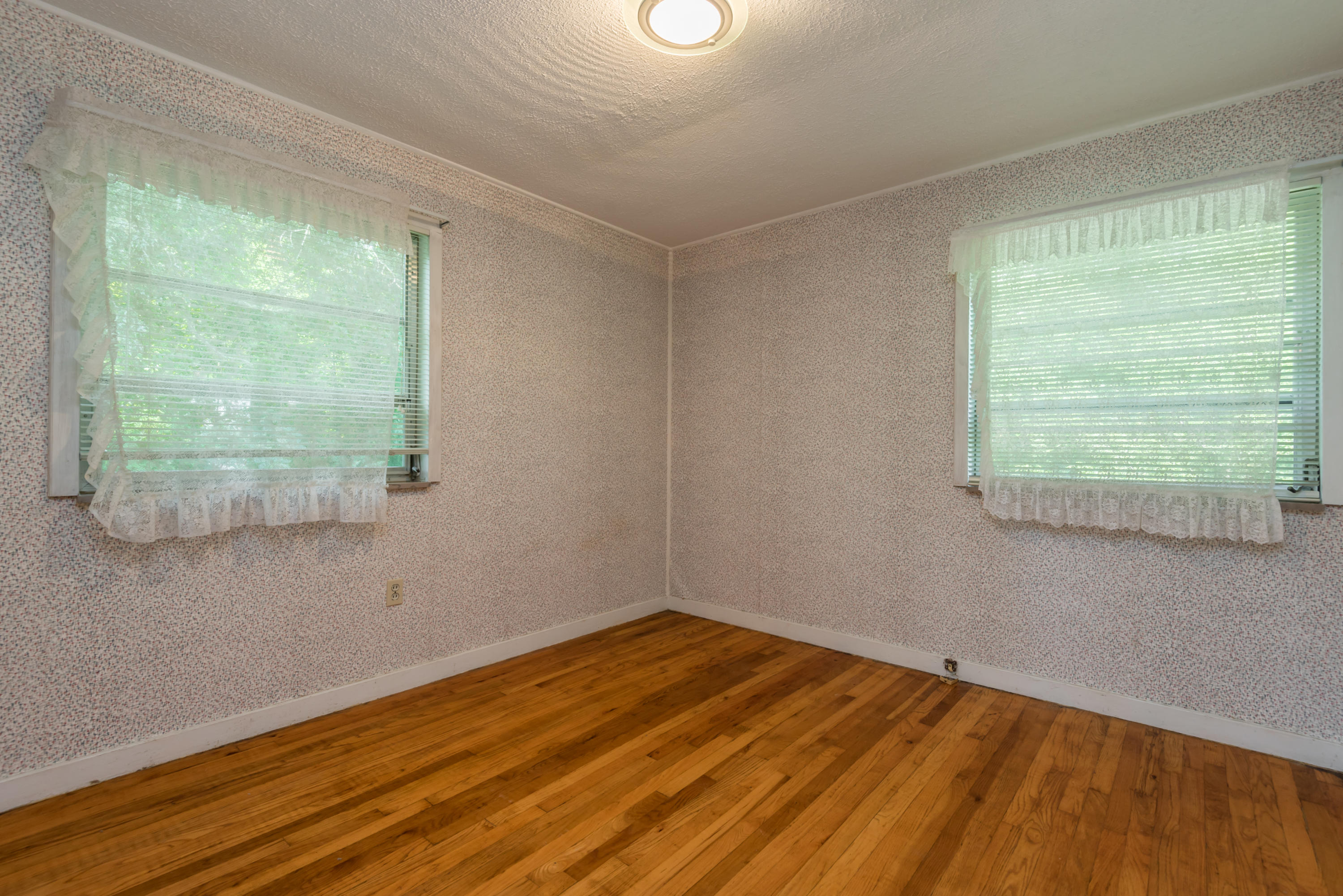 111 Howard Lane Oak Ridge, TN 37830 - Photo 29 of 40 111HowardLn-30