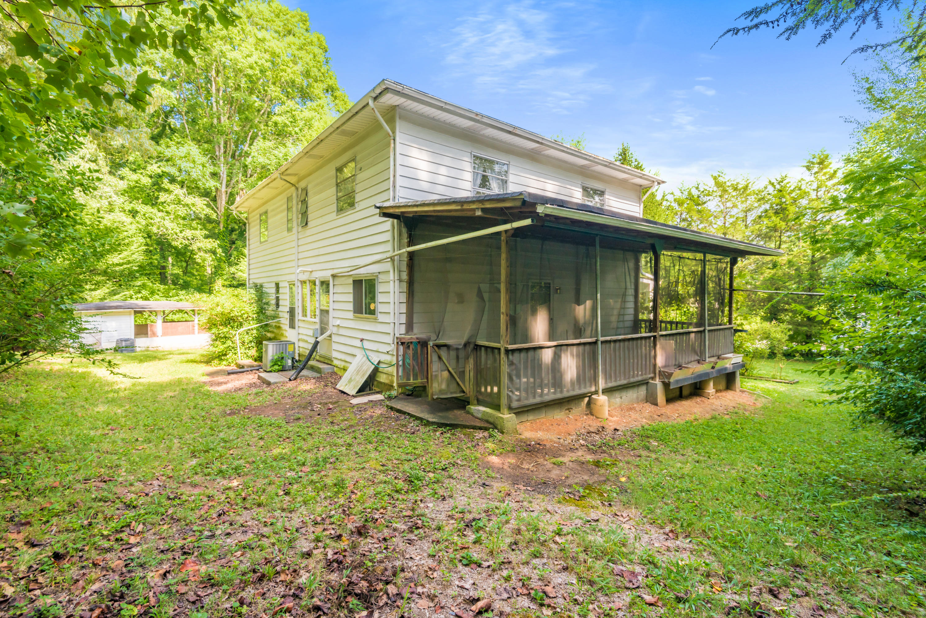 111 Howard Lane Oak Ridge, TN 37830 - Photo 36 of 40 111Howard1-5