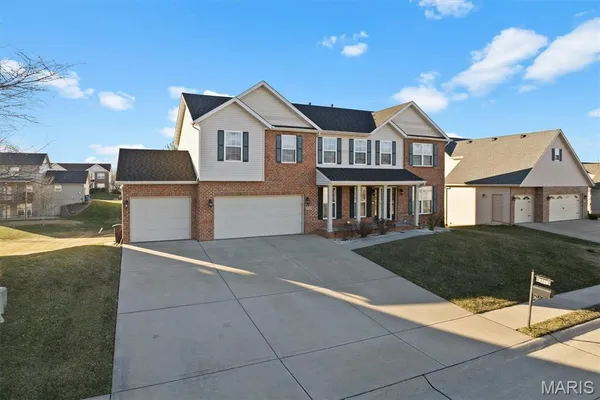 $450,000 | 2728 Lauren Lake Drive, Shiloh, IL 62221