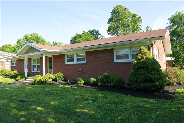 906 Whitehall Road Murfreesboro, TN 37130 - Photo 4 of 12 Gallery Image 4