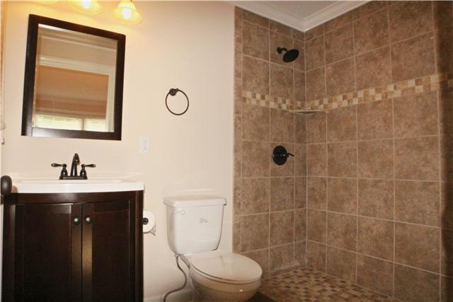 906 Whitehall Road Murfreesboro, TN 37130 - Photo 9 of 12 Gallery Image 9
