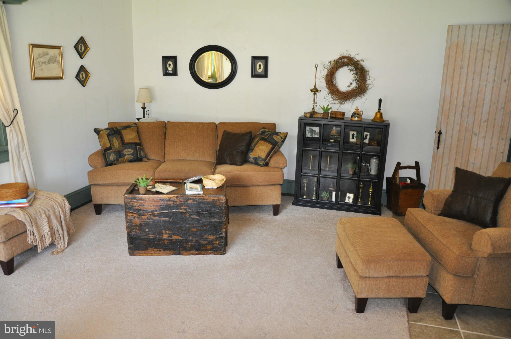 2985 Summit Point Road Summit Point, WV 25446 - Photo 7 of 30 a living room with furniture