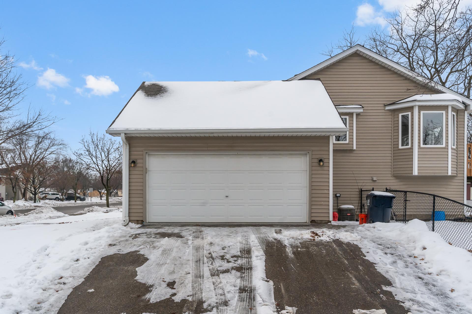 817 Spruce Street Farmington, MN 55024 - Photo 4 of 40