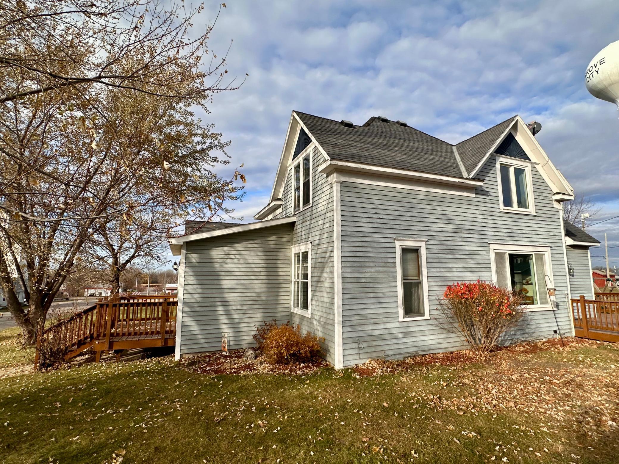 111 4th Street South Grove City, MN 56243 - Photo 4 of 37