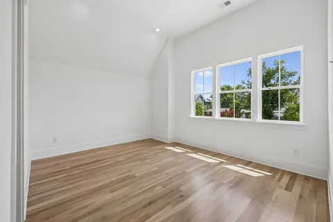 $1,250,000 | 2434 B Chapman Drive, Nashville, TN 37206