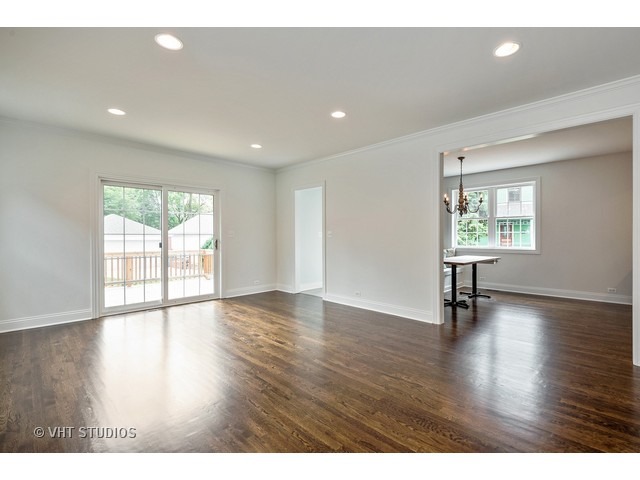 60 Longcommon Road Riverside, IL 60546 - Photo 10 of 23