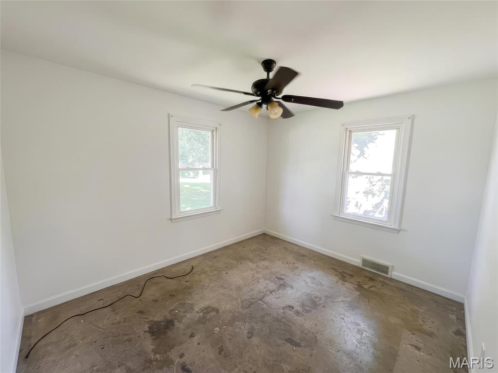 11424 Larimore Road St. Louis, MO 63138 - Photo 7 of 15