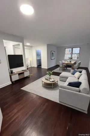 $295,000 | 154 Ravine Avenue, Unit 3B, Yonkers, NY 10701