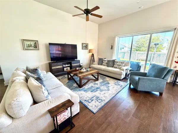 $2,750 | 13701 Ronald W Reagan Boulevard, Unit 48, Cedar Park, TX 78613