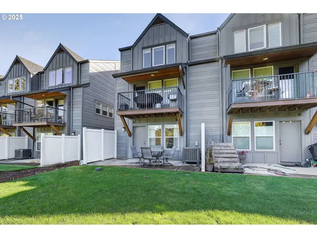 $415,000 | 16825 Chula Vista Avenue, Sandy, OR 97055