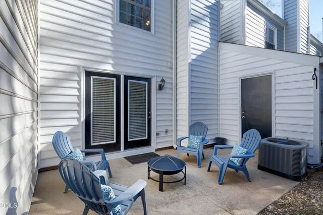 $318,000 | 134 Riverwalk Circle, Cary, NC 27511